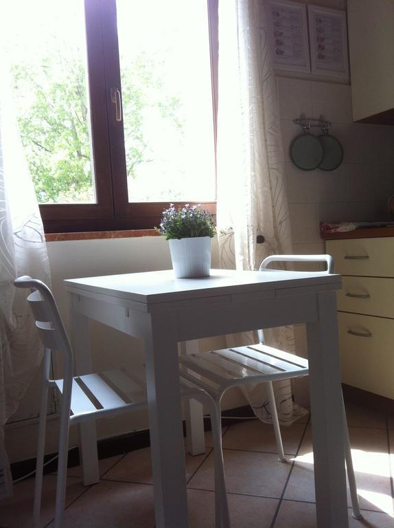 Appartamento Luisa Πάρμα Δωμάτιο φωτογραφία